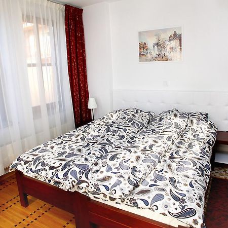 Guest House Isabel Zágráb Kültér fotó