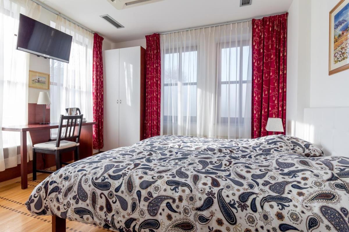 Guest House Isabel Zágráb Kültér fotó